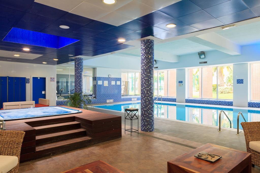 Uhc Spa Aqquaria Family Complex Salou Exterior foto